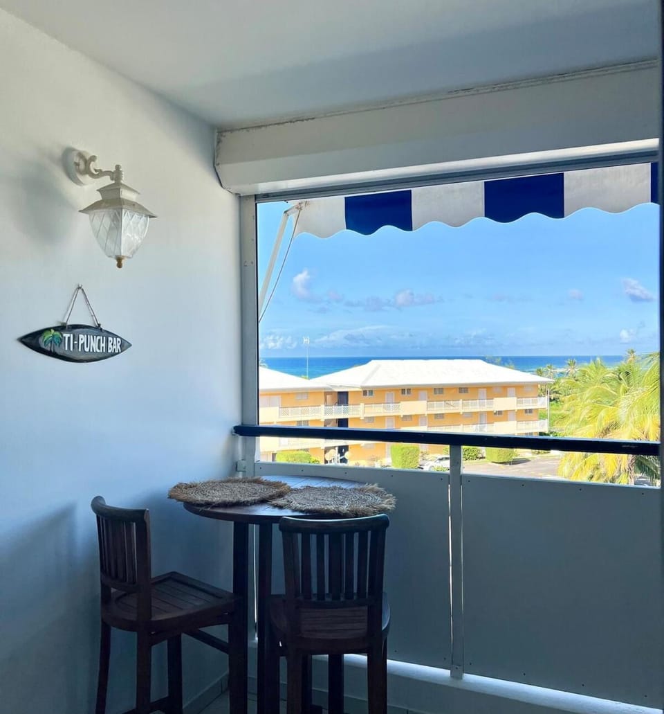 Studio vue mer avec un accès plage à 1 min Apartment in Grande-Terre, Guadeloupe