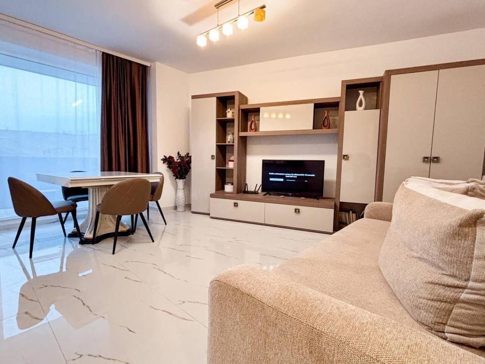 Julia Airport Apartament Private Parking-Modern Apartment in Cluj-Napoca