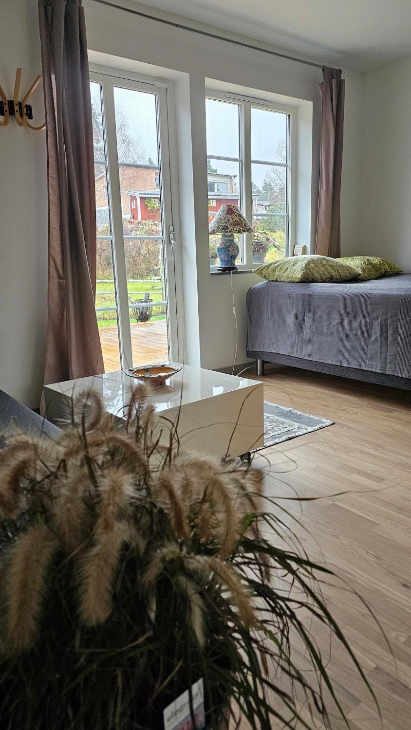 Living room, Bedroom