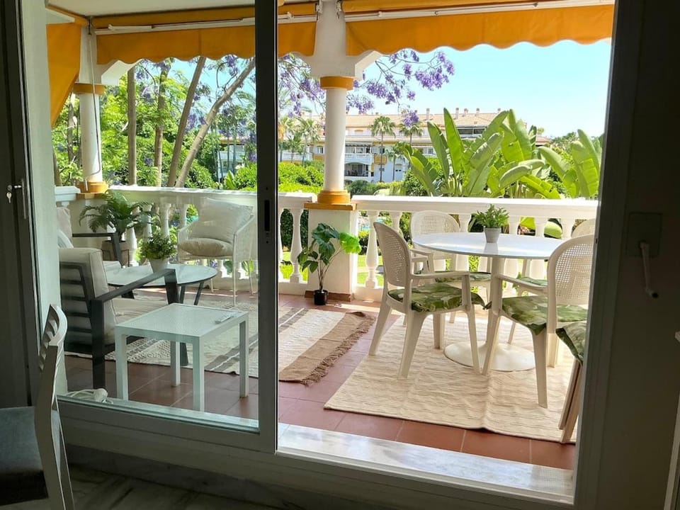 Balcony/Terrace, Garden view