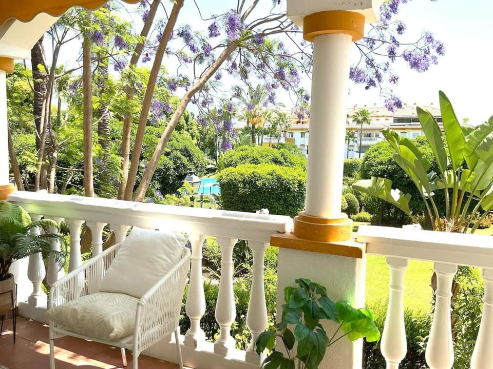 Balcony/Terrace, Garden view
