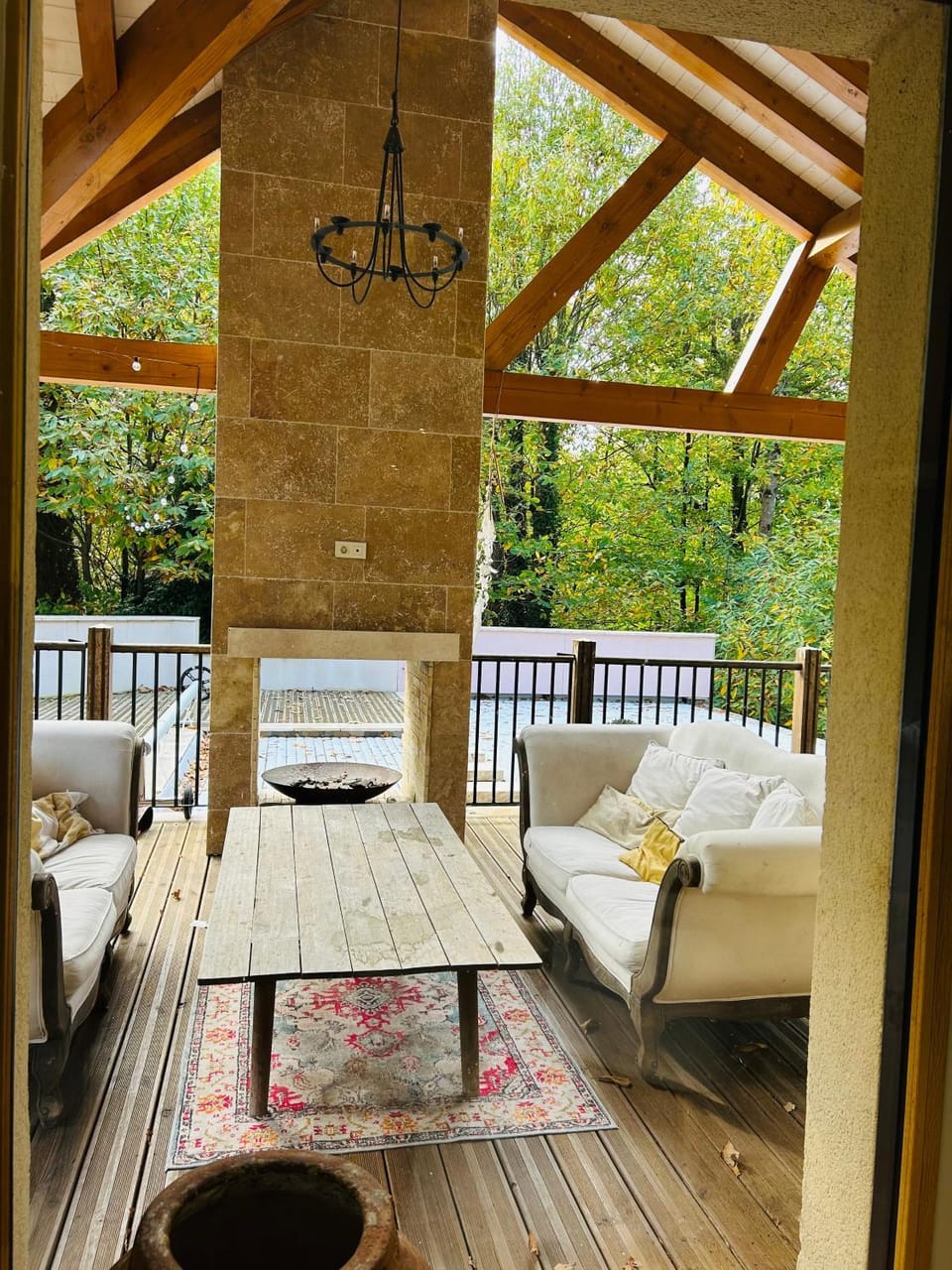 Balcony/Terrace, Living room, Pool view