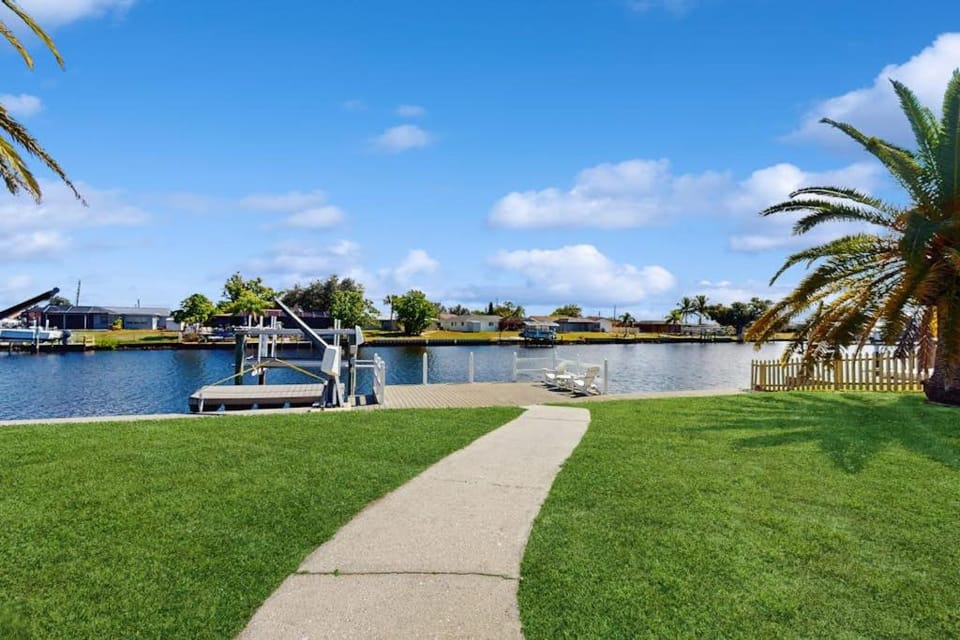 Port Charlotte Paradise House in Port Charlotte