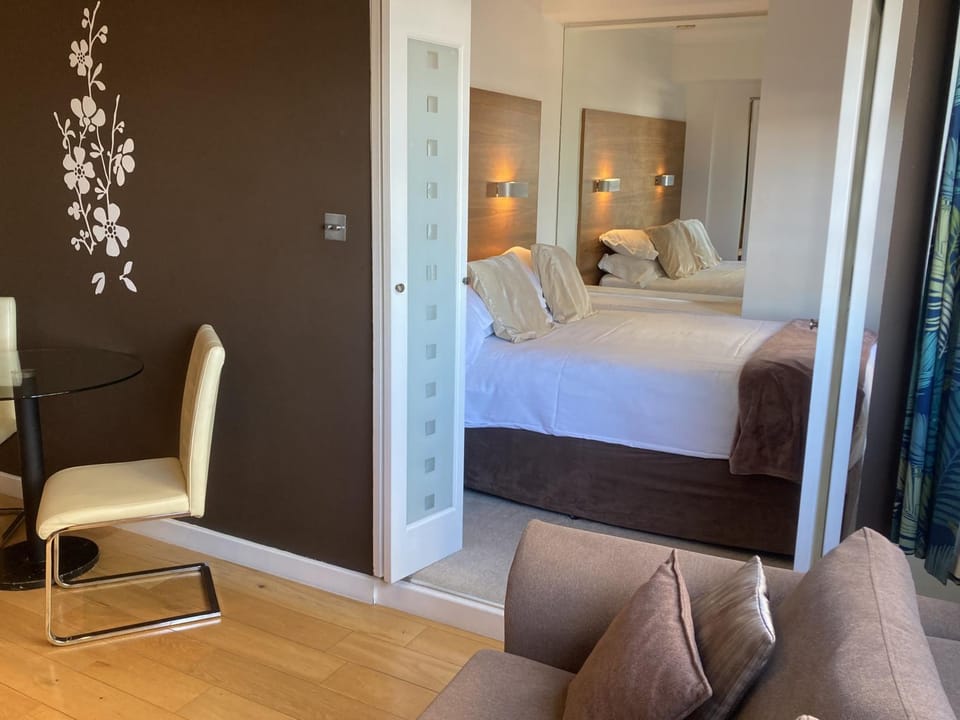 NELL GWYNN HOUSE - Charming One Bedroom Apartment with Air Con, Sloane Square, London Apartment in City of Westminster