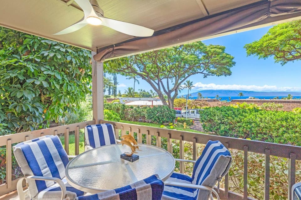 Spacious 2 Level Ocean View Kaanapali Condo - AC 2 Lanai Walk to Beach House in Kaanapali