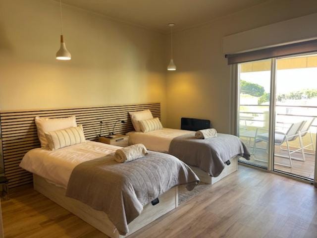 BestHomeStay-Santiago do Cacém Apartment in Setubal District