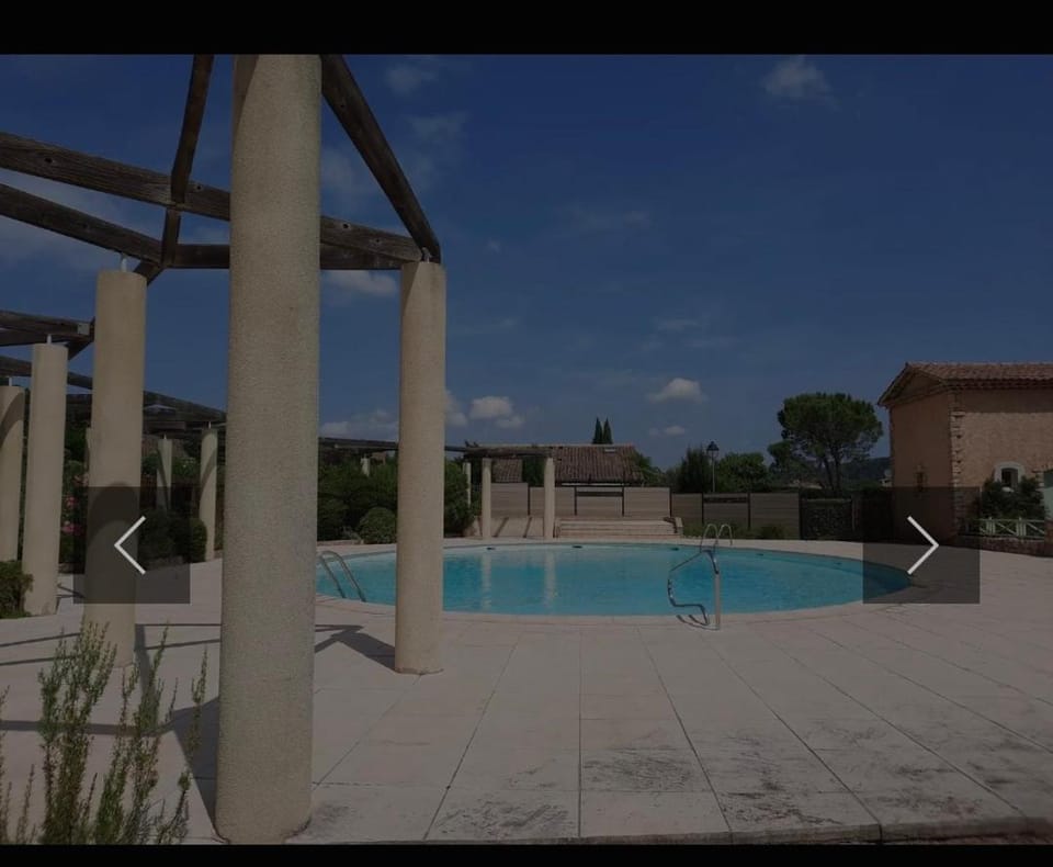 La maison jaune House in Vidauban