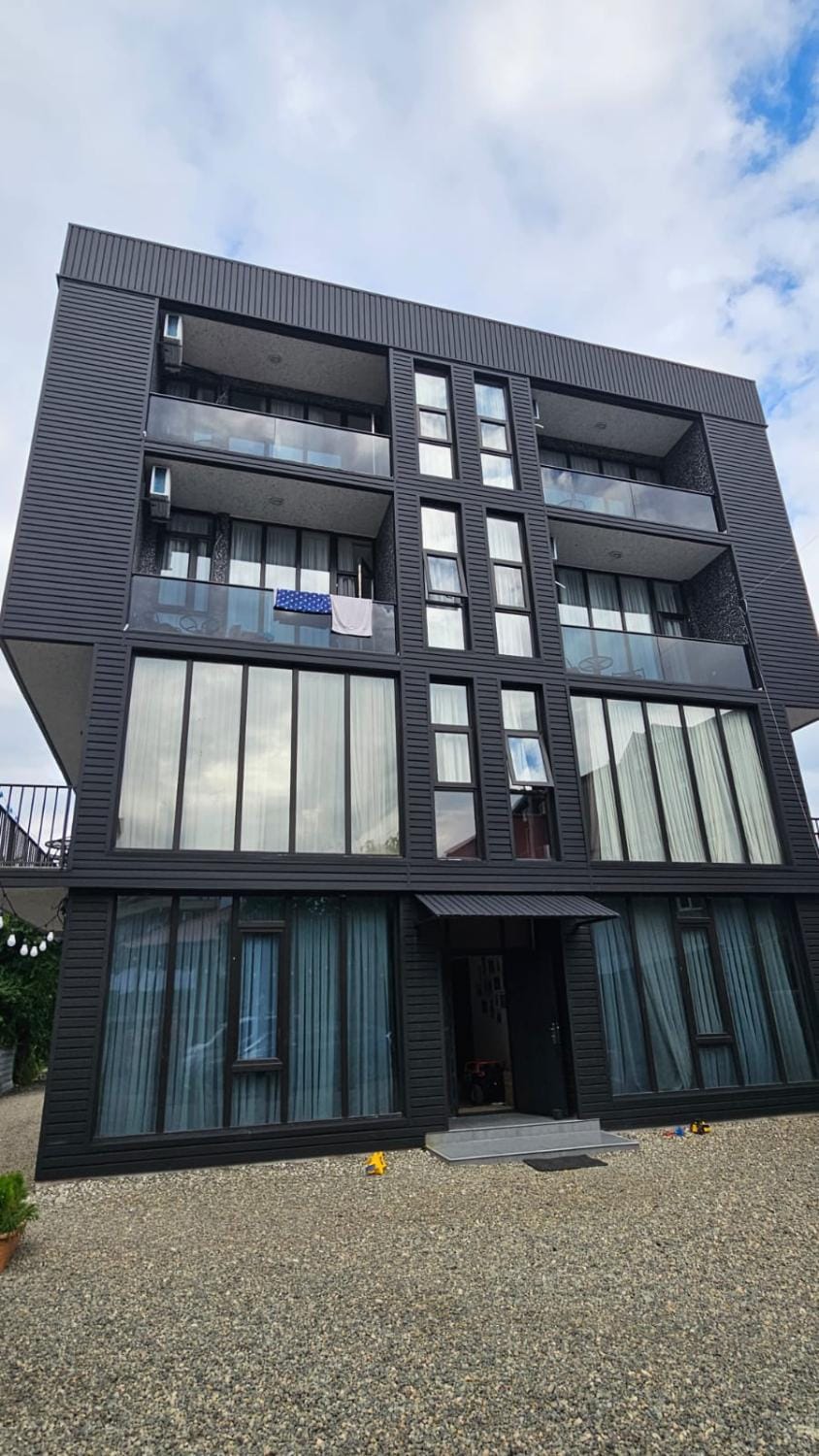 Property building, Day