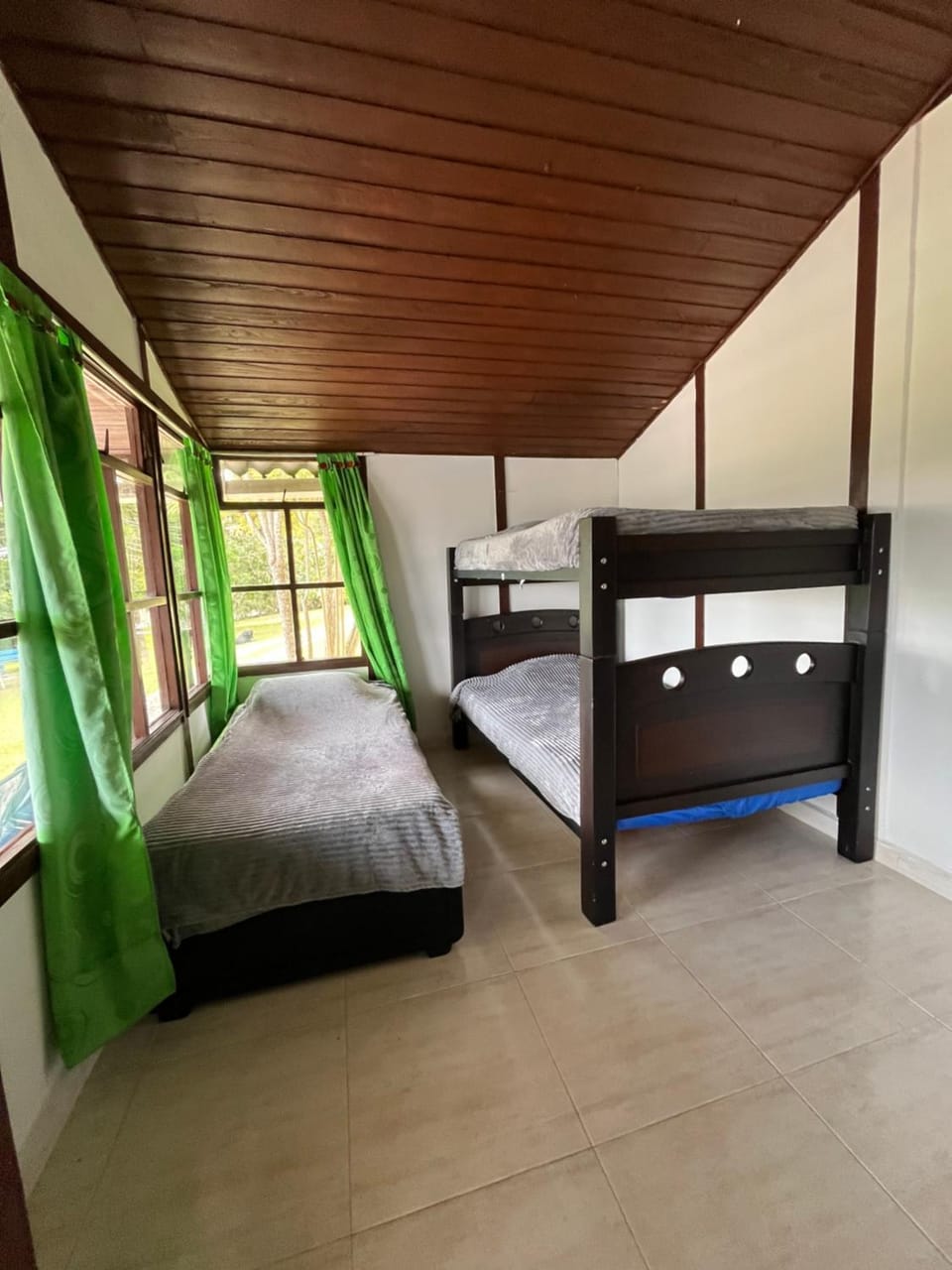 Villa Del Viento House in Calima