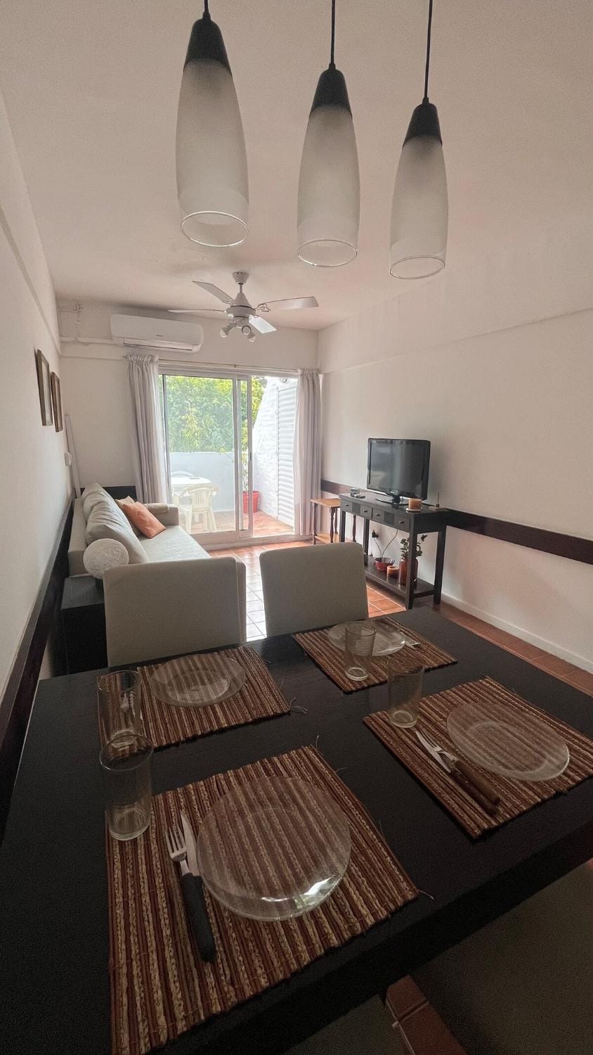 Living room, Dining area, Garden view