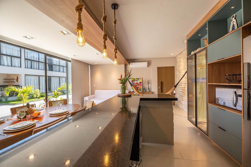 Kitchen or kitchenette, Dining area, oven, stove