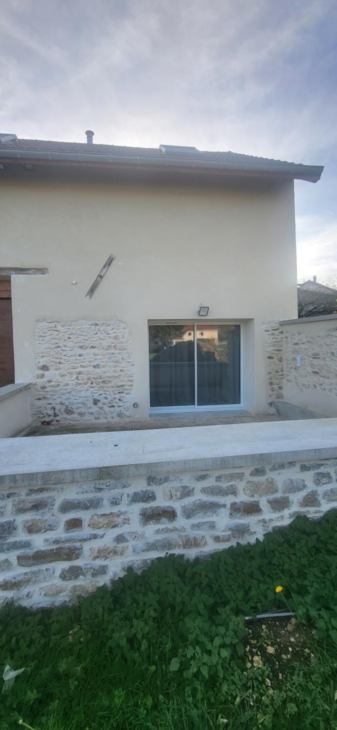 La Petite Écurie Apartment in Auvergne-Rhône-Alpes