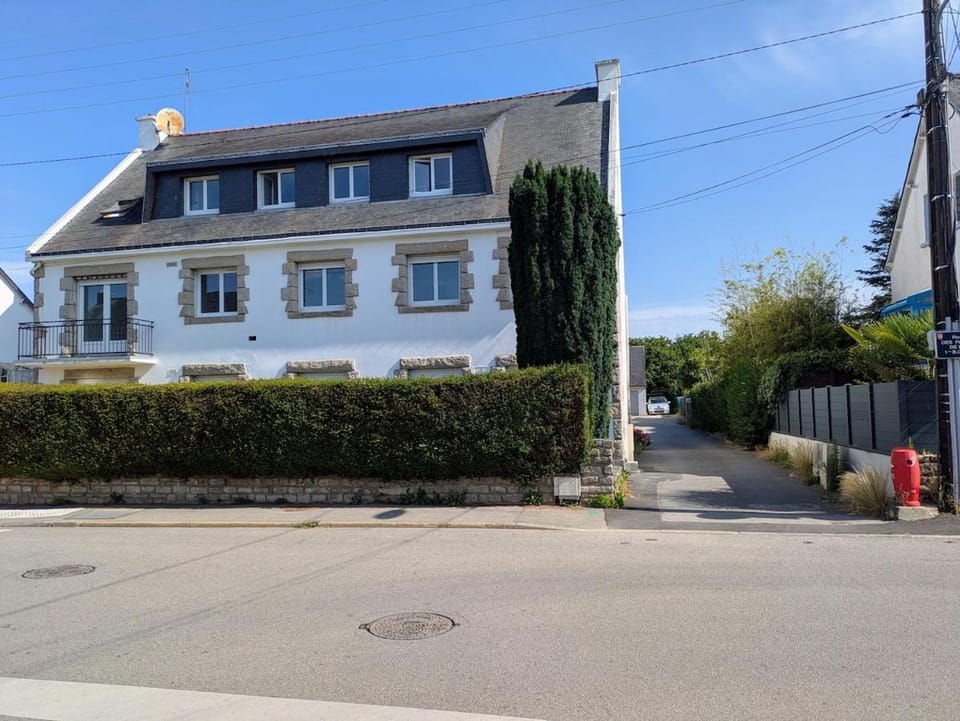Property building, Neighbourhood, Street view