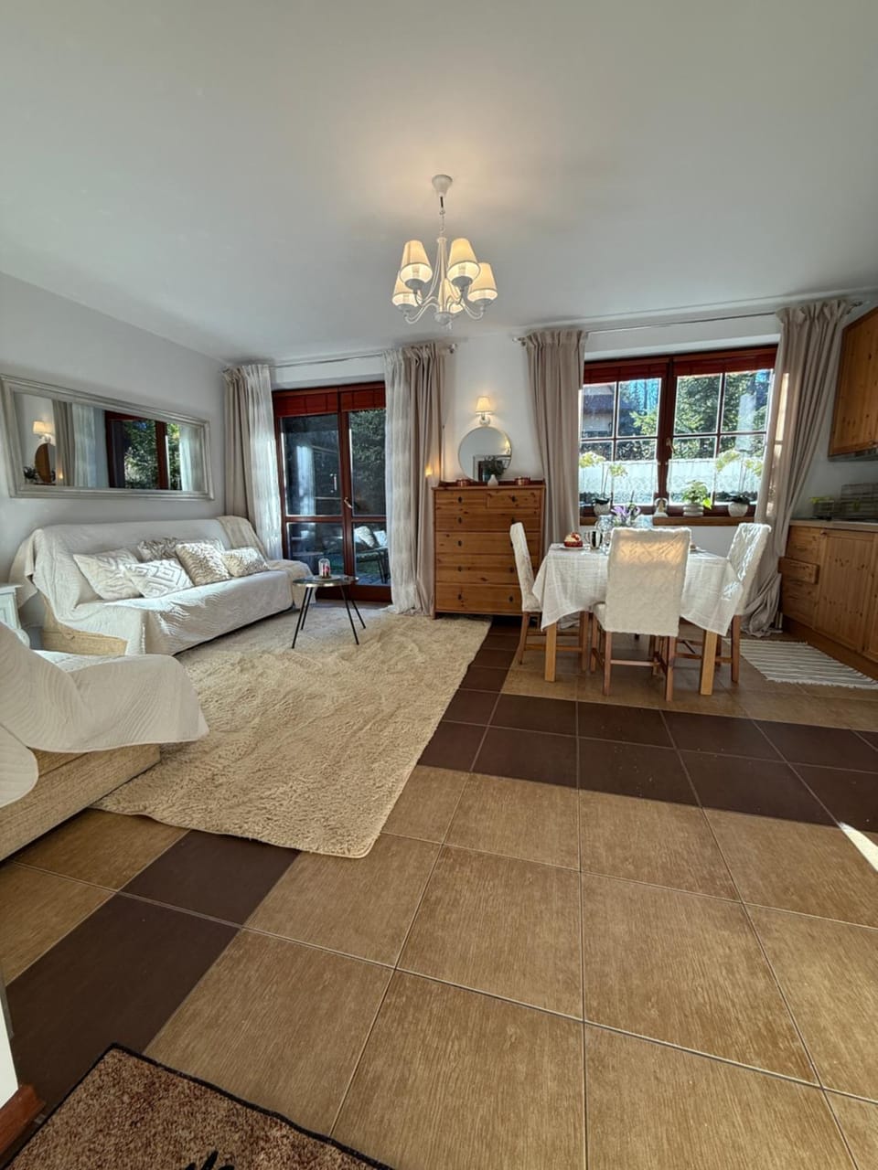 Other, Seating area, Dining area