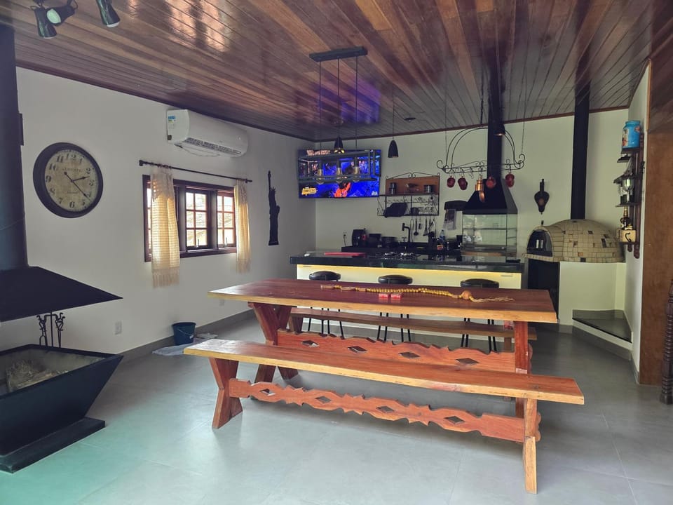 Casa das Ruínas Premium Miguel Pereira House in Miguel Pereira