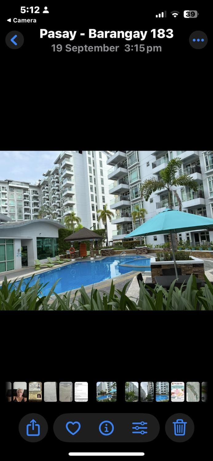 Parkside Villas G NEWPORT Philippines Apartment in Pasay