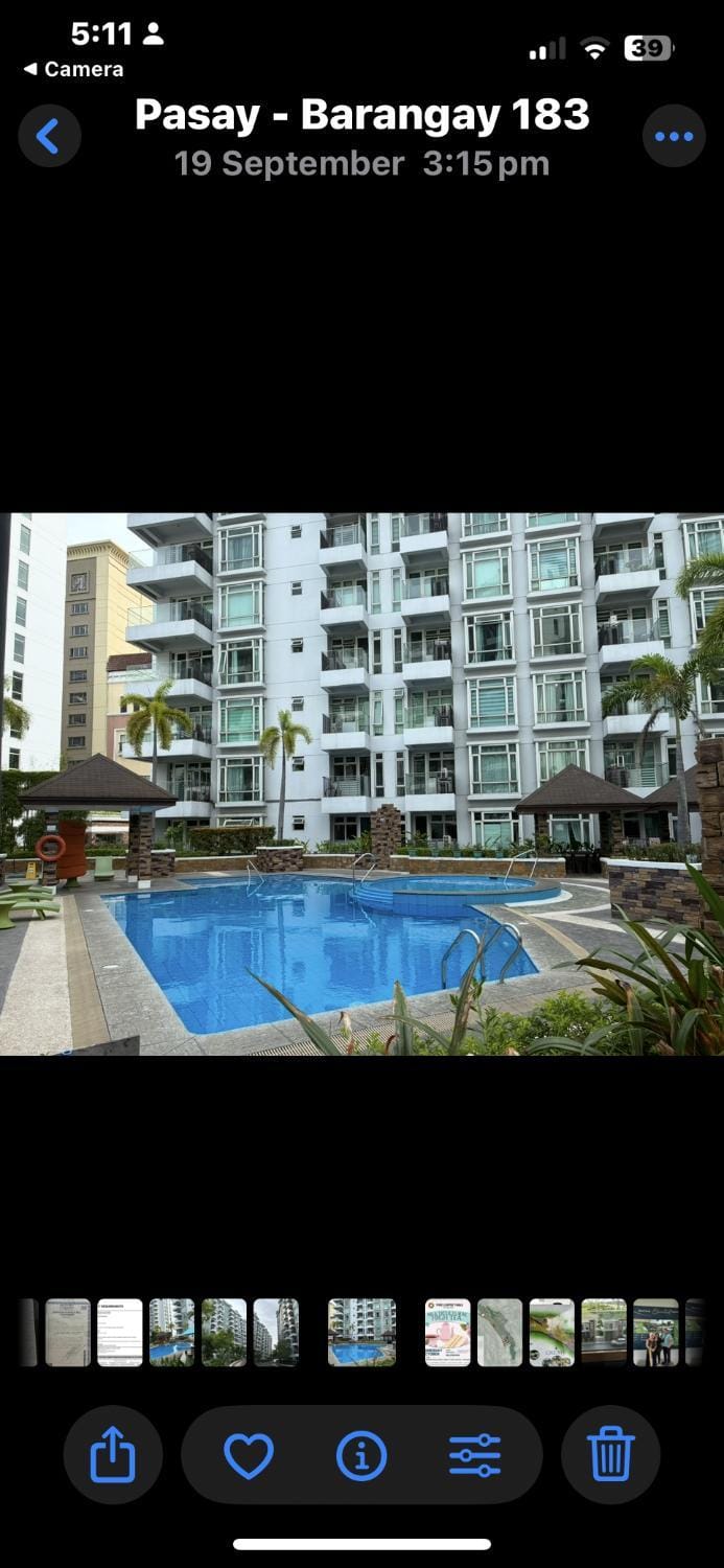 Parkside Villas G NEWPORT Philippines Apartment in Pasay