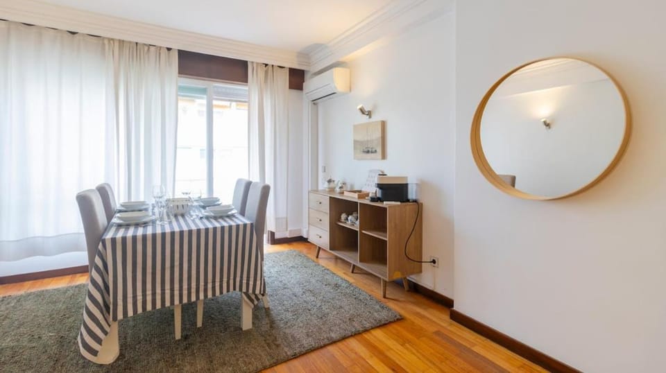 Charmy Rodrigues Lobo Apartments Apartment in Porto