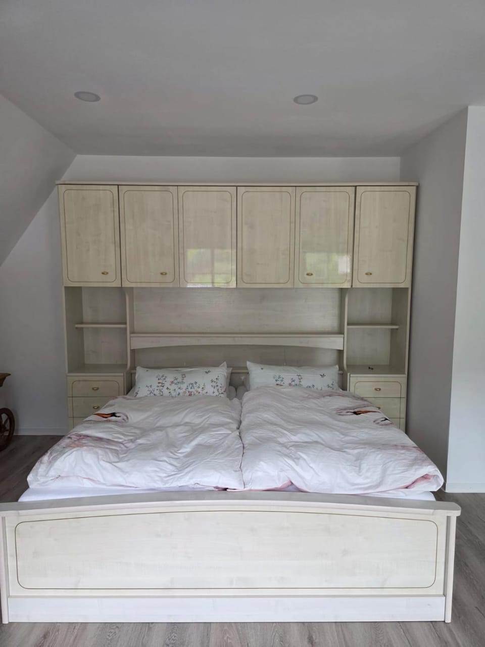 Bedroom, wardrobe