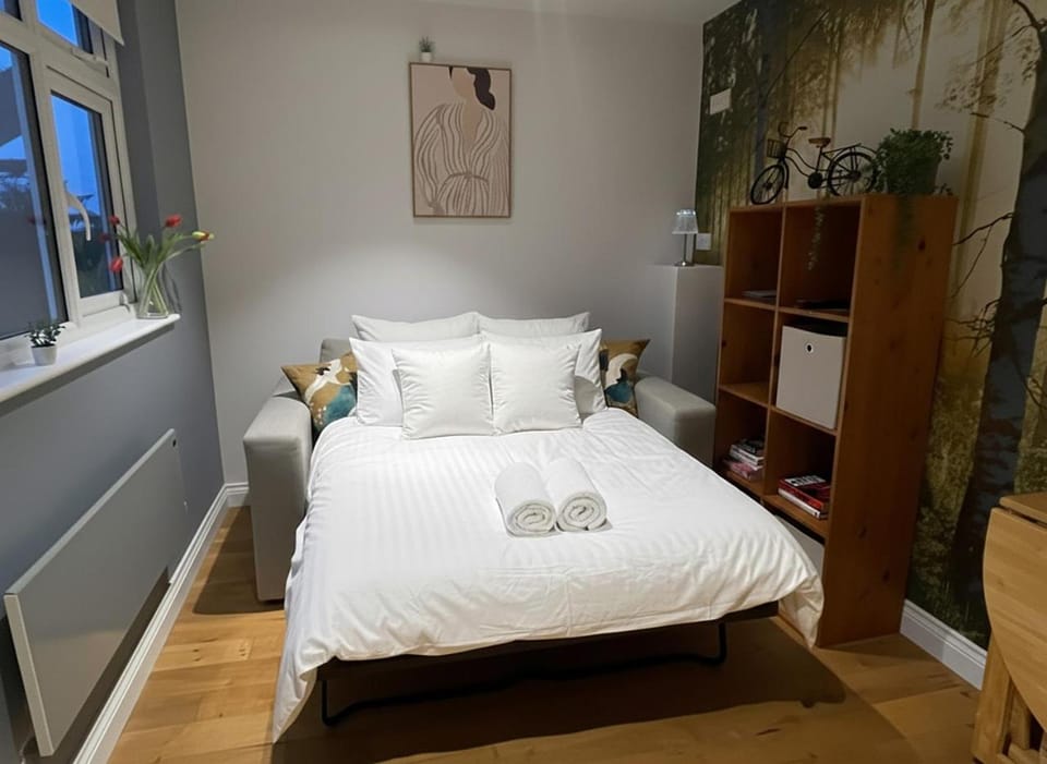 Stylish and self contained city loft apartment Apartment in Cambridge