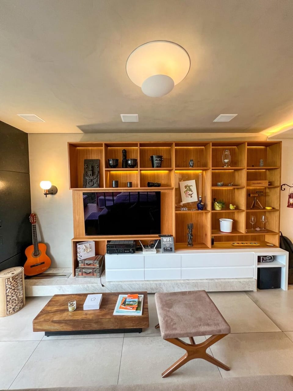 Communal lounge/ TV room, TV and multimedia, Seating area
