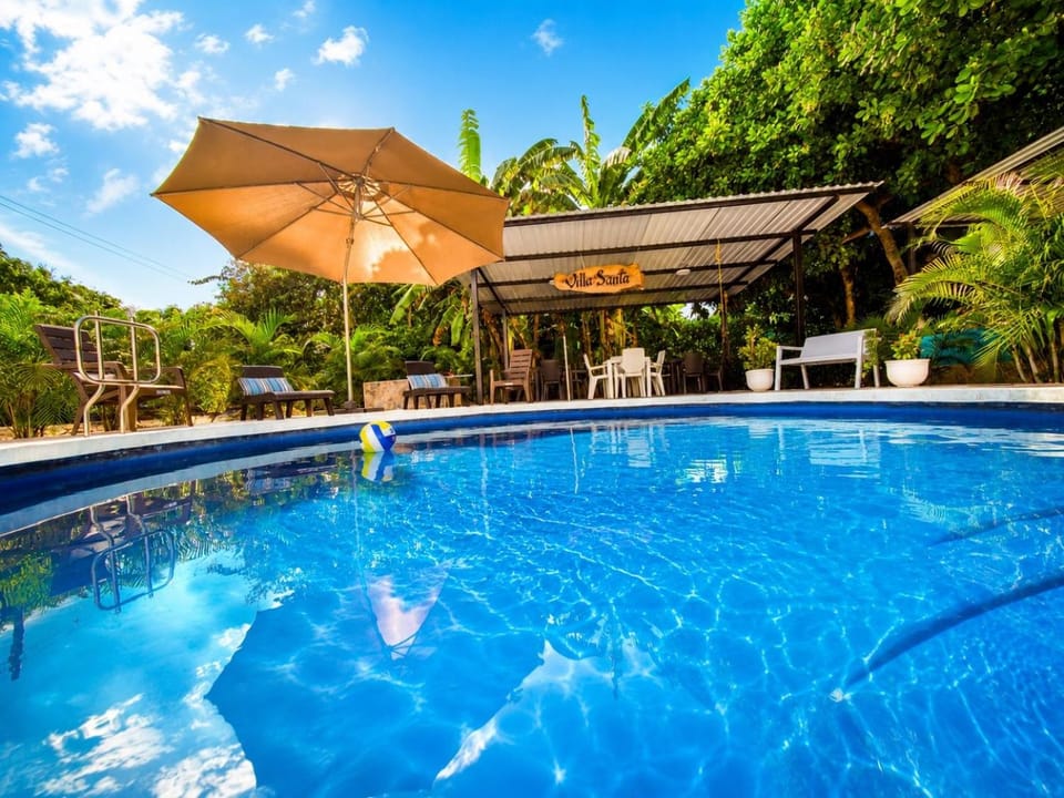 Villa Tranquila - Paraíso Privado con Piscina y Amplios Espacios Naturales con Casa Campestre Villa in Cundinamarca, Colombia