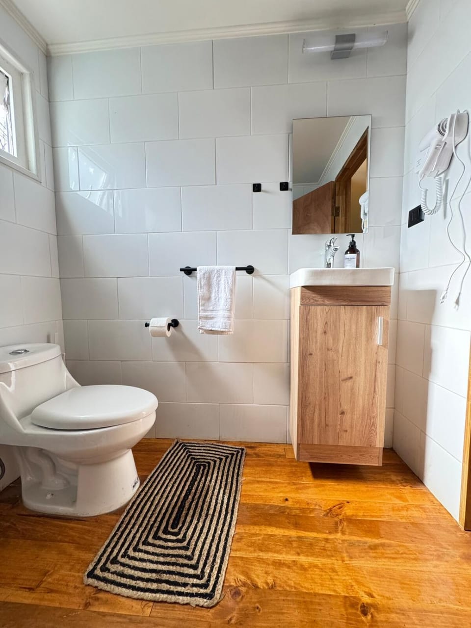 Bathroom, towels