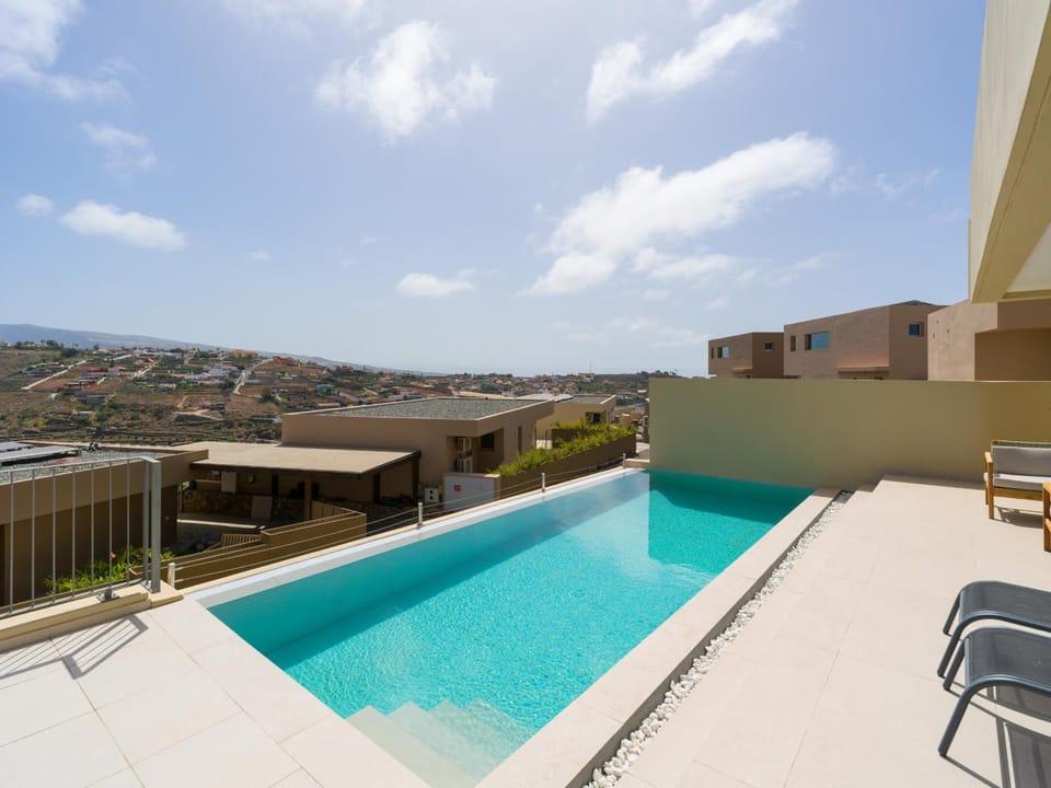 Salobre Golf Villas Kaiman Villa in Comarca Sur