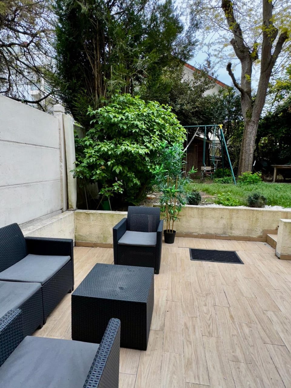 Grand Paris studio avec jardin Apartment in Île-de-France
