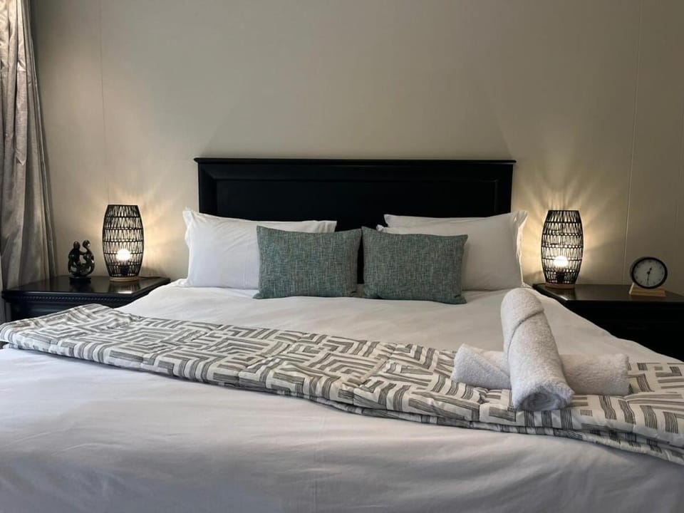 Groundfloor Beachfront Apartment Apartment in Umhlanga