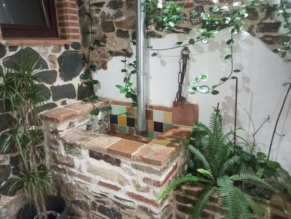 Las Golondrinas House in Sierra de Huelva