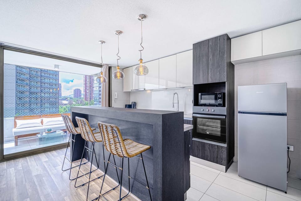 Brisa Capital 2BR - Wifi Estacionamiento & Shopping Mall Apartment in Las Condes