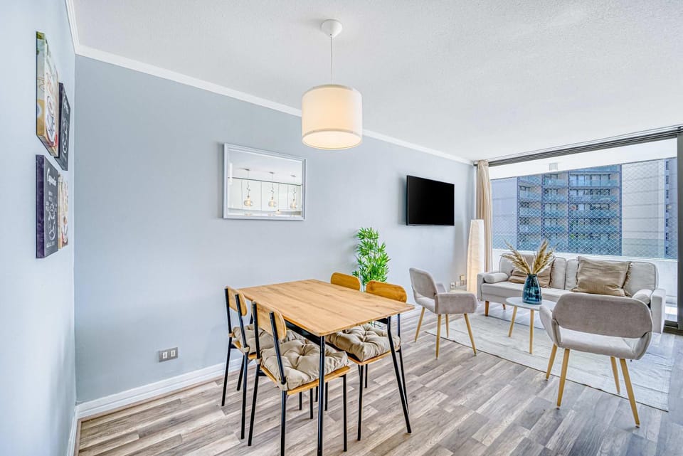 Brisa Capital 2BR - Wifi Estacionamiento & Shopping Mall Apartment in Las Condes