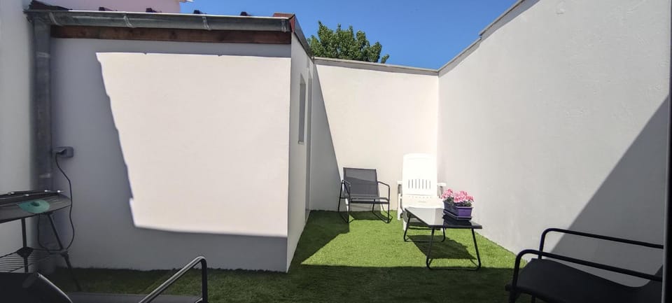 BBQ facilities, Garden, sunbed