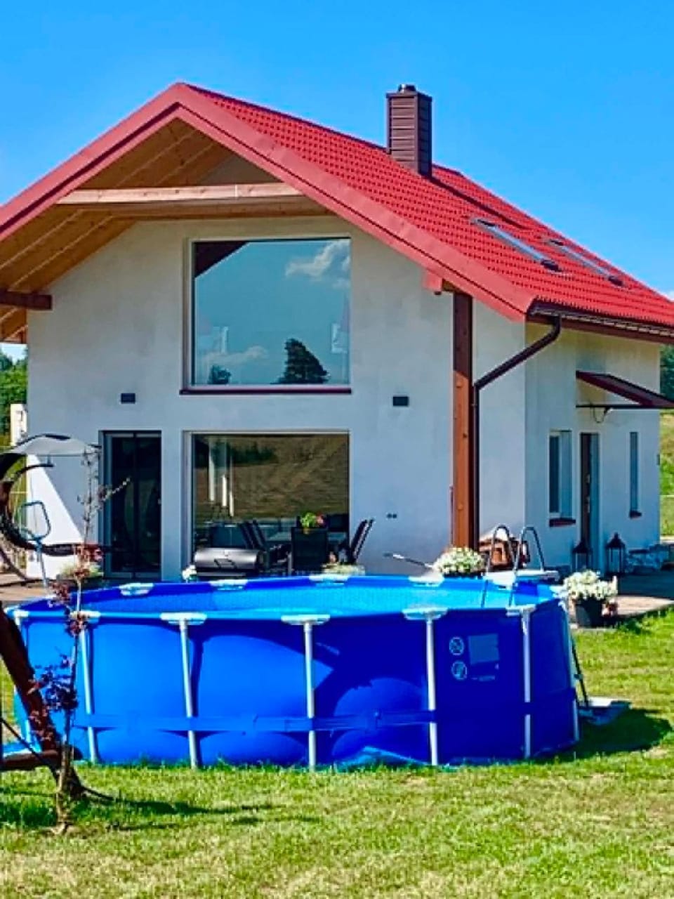 Property building, Swimming pool