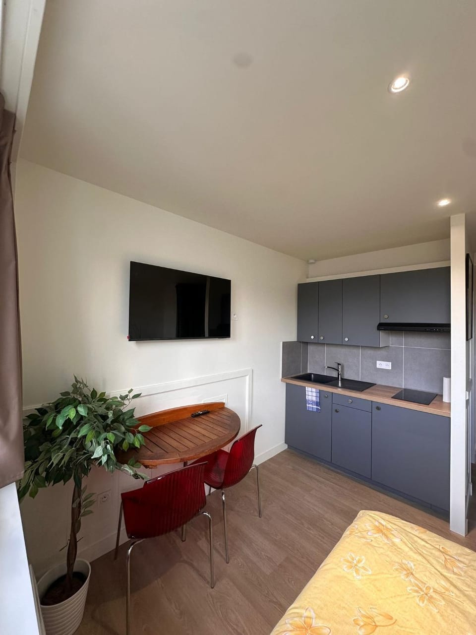 La perle nocturne Apartment in Angoulême