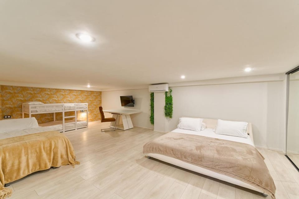Kosta Homes - Duplex Apartment Near The Beach Apartment in Torremolinos
