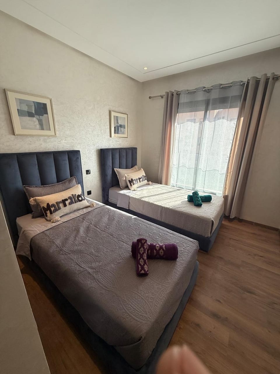 Bed, Photo of the whole room, Bedroom, towels