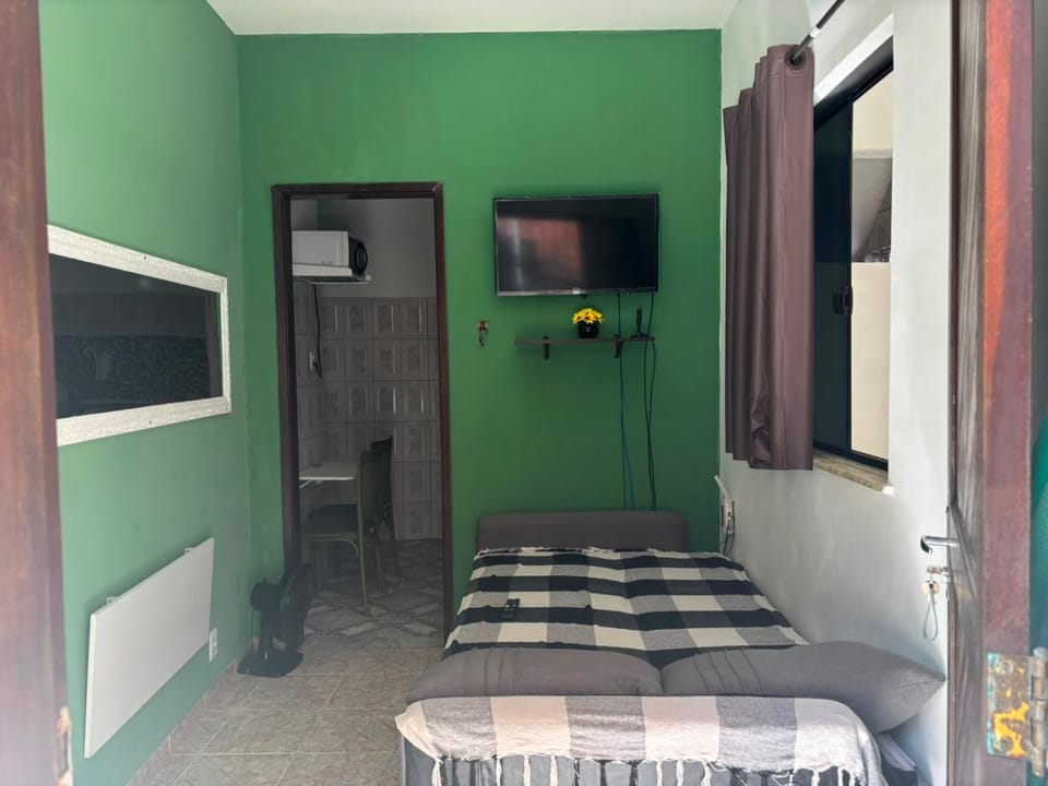 Bed, Living room