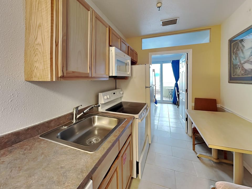 Day, View (from property/room), Balcony/Terrace, Kitchen or kitchenette, Seating area