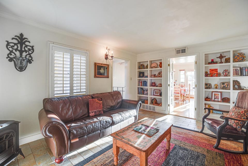 Walk to Santa Fe Plaza: Historic Eastside Retreat House in Santa Fe
