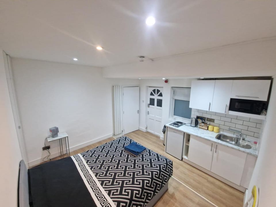 Cosy studio by Emirates Stadium 1 stop to Eurostar Apartment in London Borough of Islington