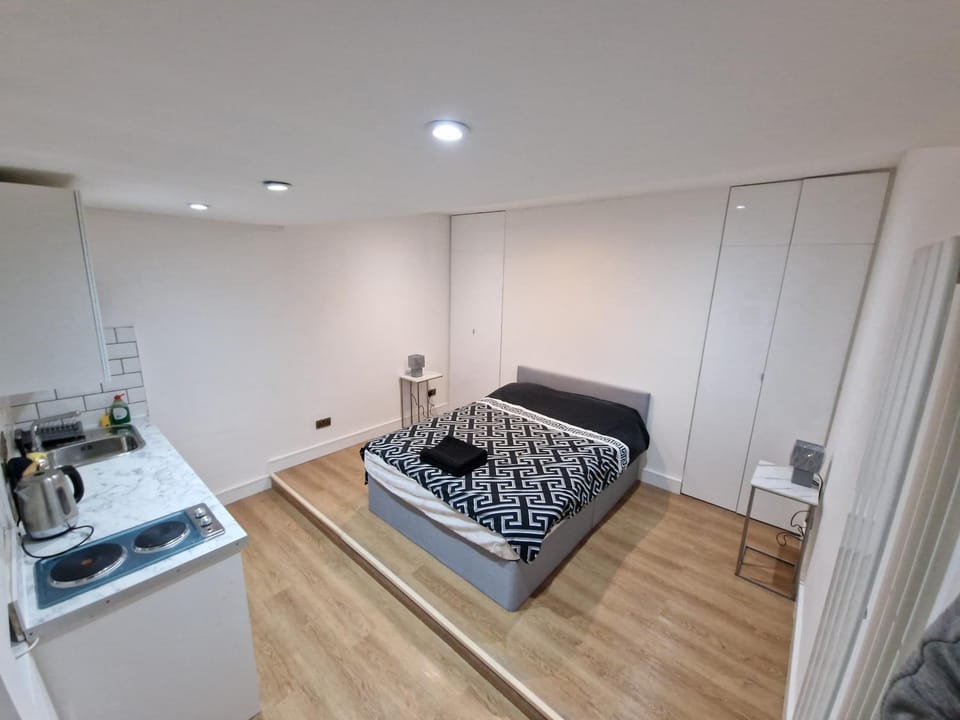 Cosy studio by Emirates Stadium 1 stop to Eurostar Apartment in London Borough of Islington