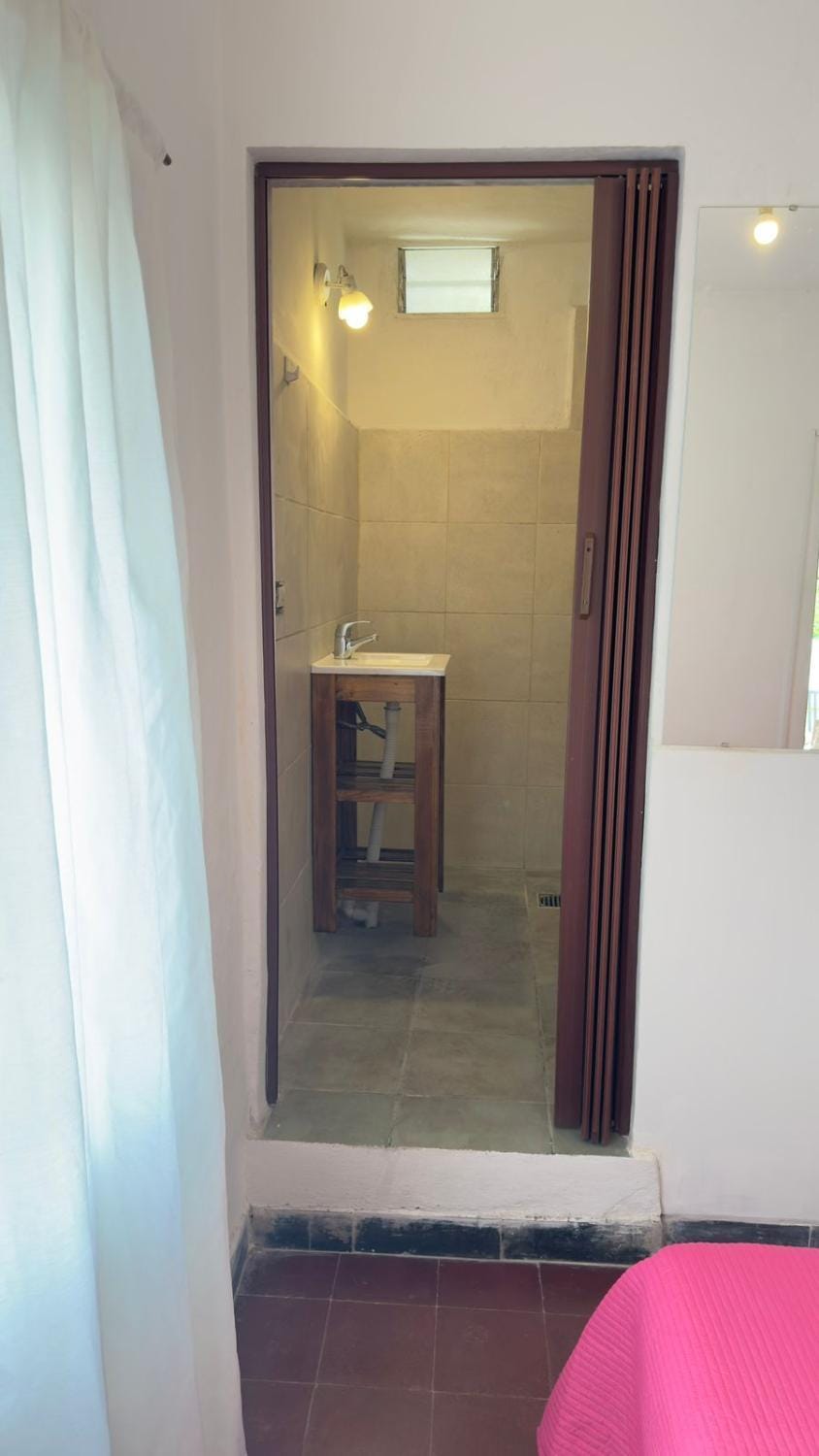 Habitación con baño zona cucú 2 personas House in Villa Carlos Paz