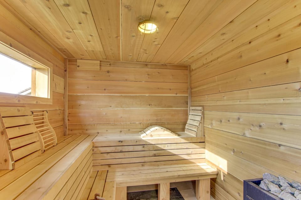 12 Mi to Bozeman: Duplex w/ Sauna & Yard House in Belgrade