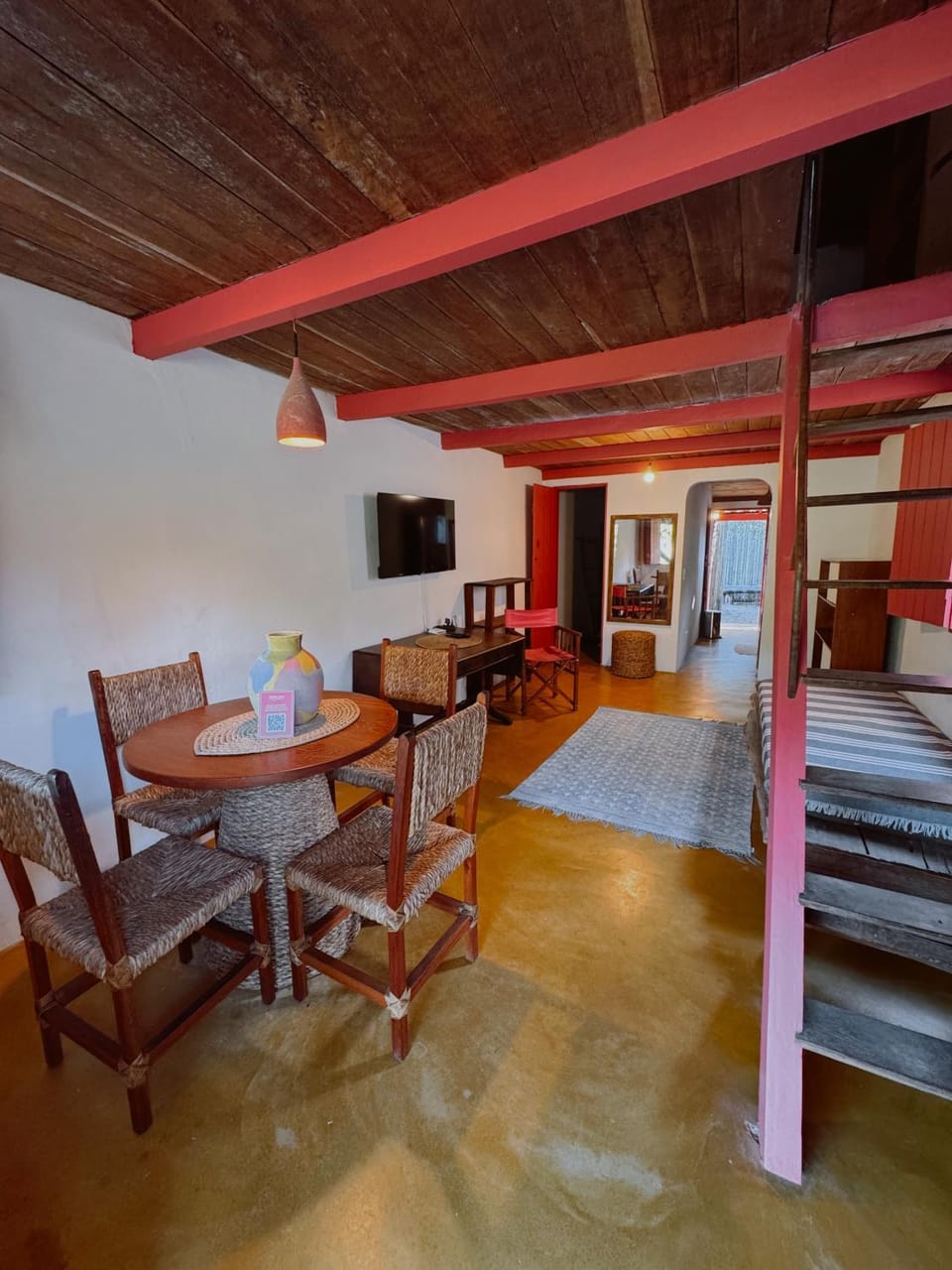 TV and multimedia, Living room, Dining area