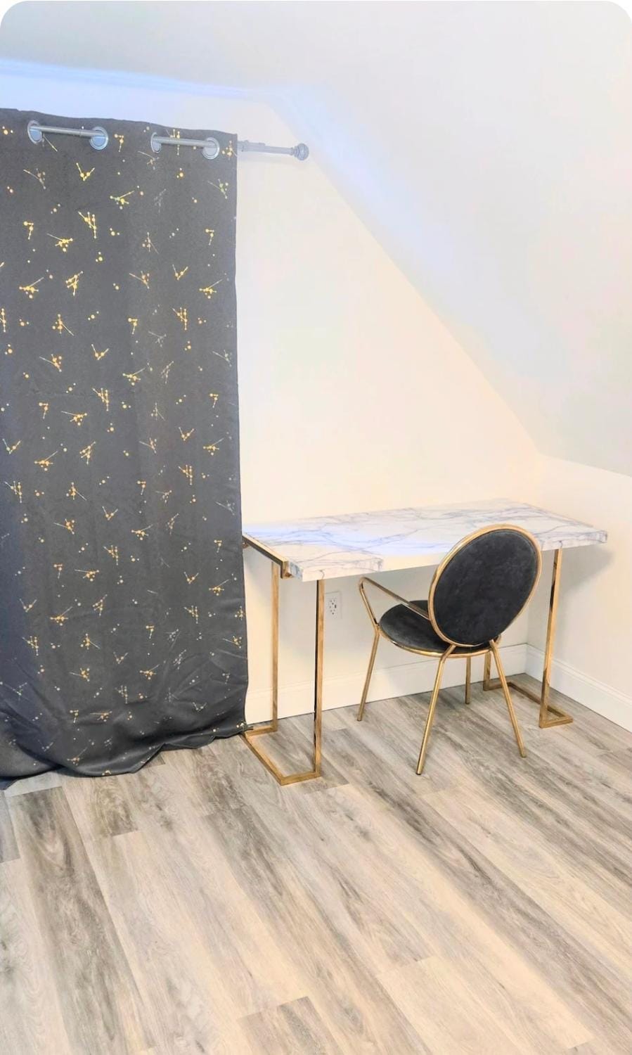 Modern Home 5-minute Walk 2 Falls, Winter Getaway! Apartment in Niagara Falls