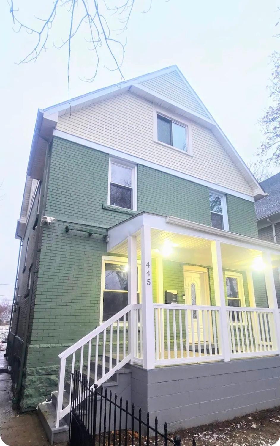 Modern Home 5-minute Walk 2 Falls, Winter Getaway! Apartment in Niagara Falls