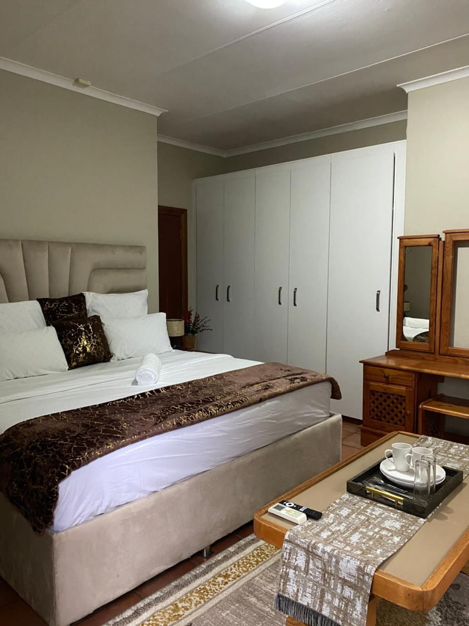 Photo of the whole room, wardrobe
