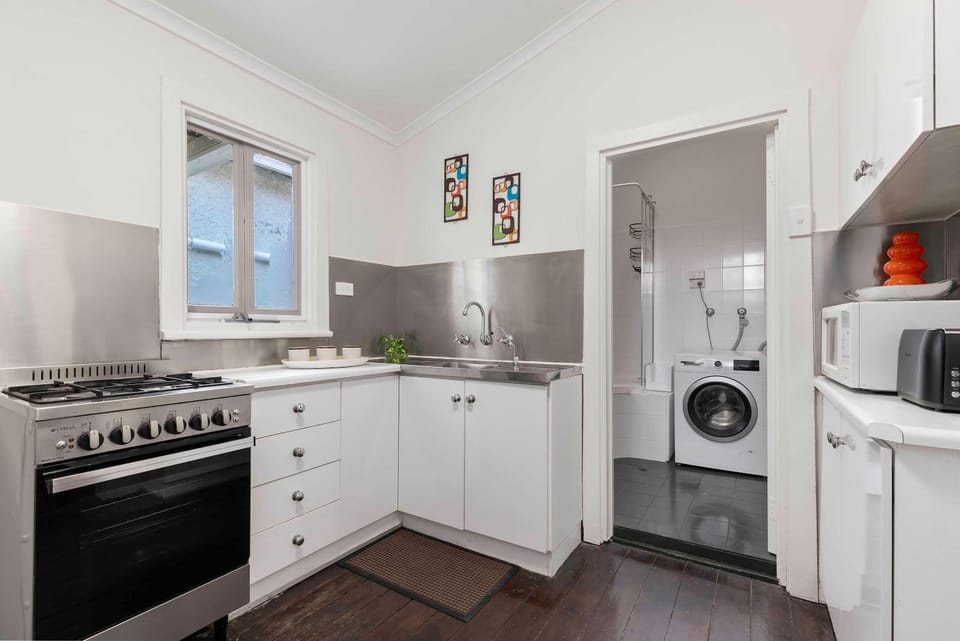 The Golden Key Henley Beach Apartment in Adelaide
